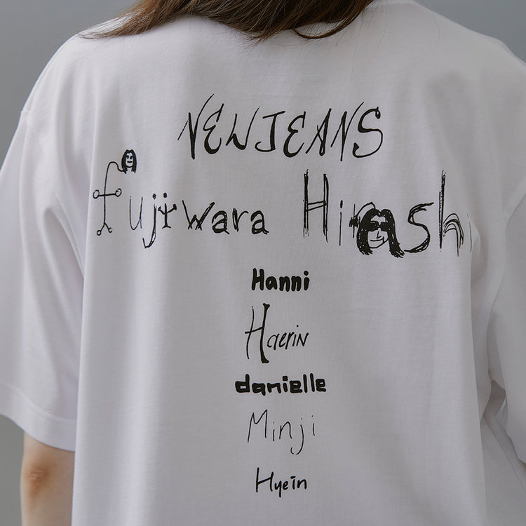 NewJeans x Hiroshi Fujiwara COLLER T-シャツ VER.4(WHITE)