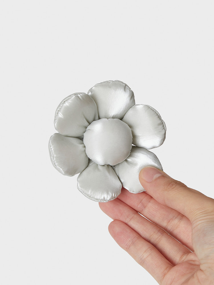 COLLER PADDED 花型スティコン シルバー