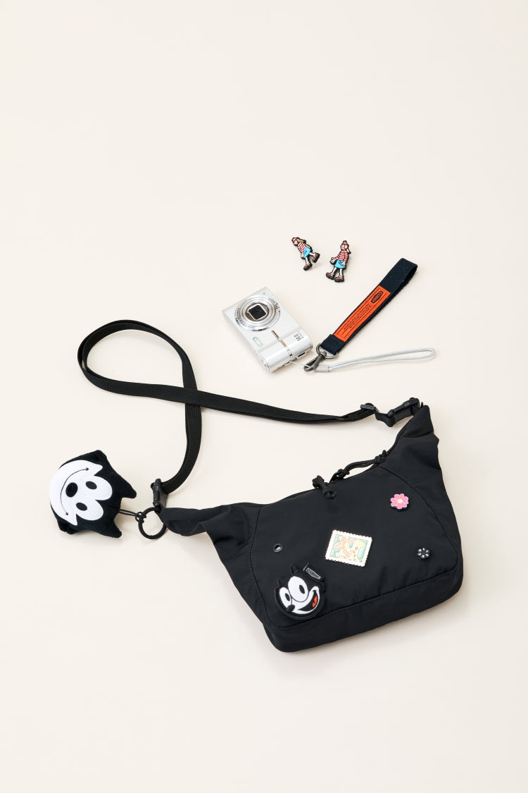 COLLER x UNIVERSAL フェイスぬいぐるみキーリング フェリックス