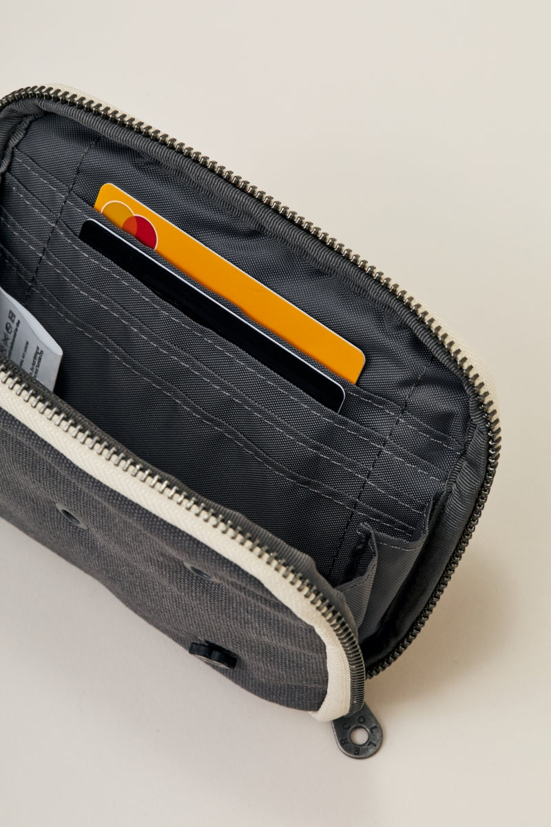 COLLER キャンバス マルチポーチ マッドグレー