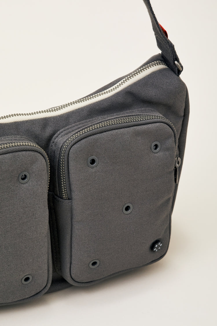 COLLER キャンバス ボディバッグ マッドグレー