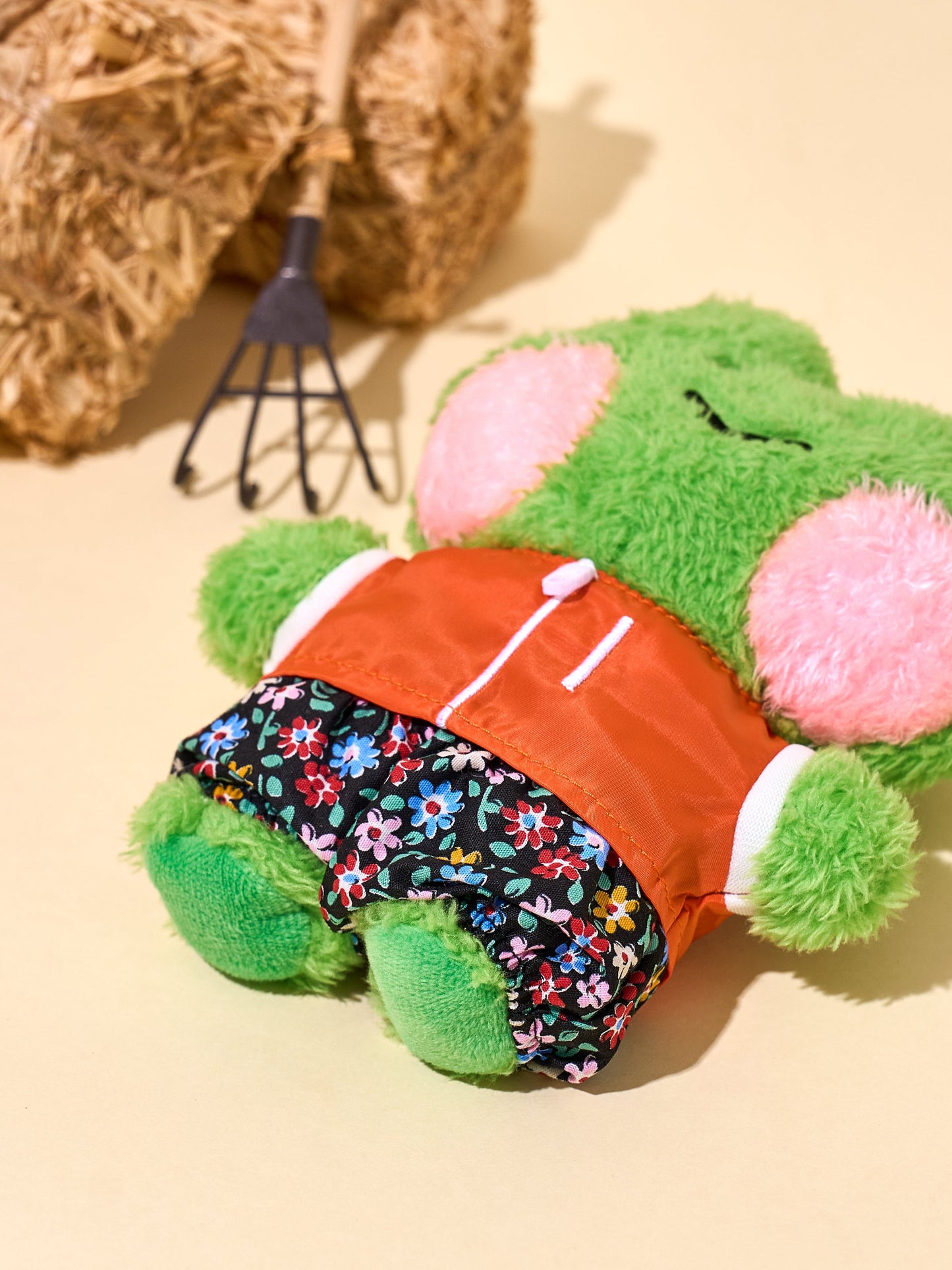 minini ファームクローゼット フラワーセットアップ LINE FRIENDS