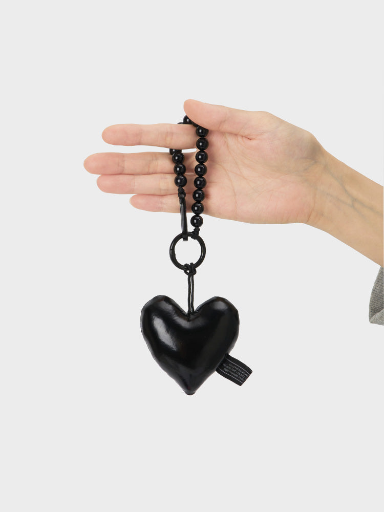 COLLER PADDED ハート型キーリング ブラック