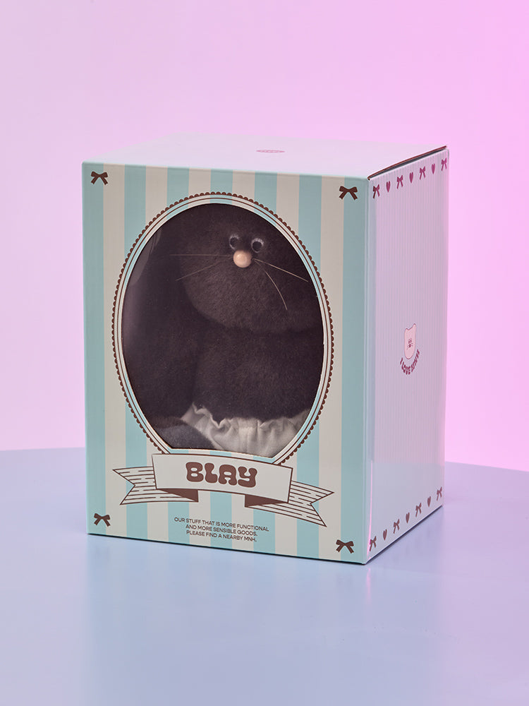 MNH お座りぬいぐるみ(25/FW) BLAY