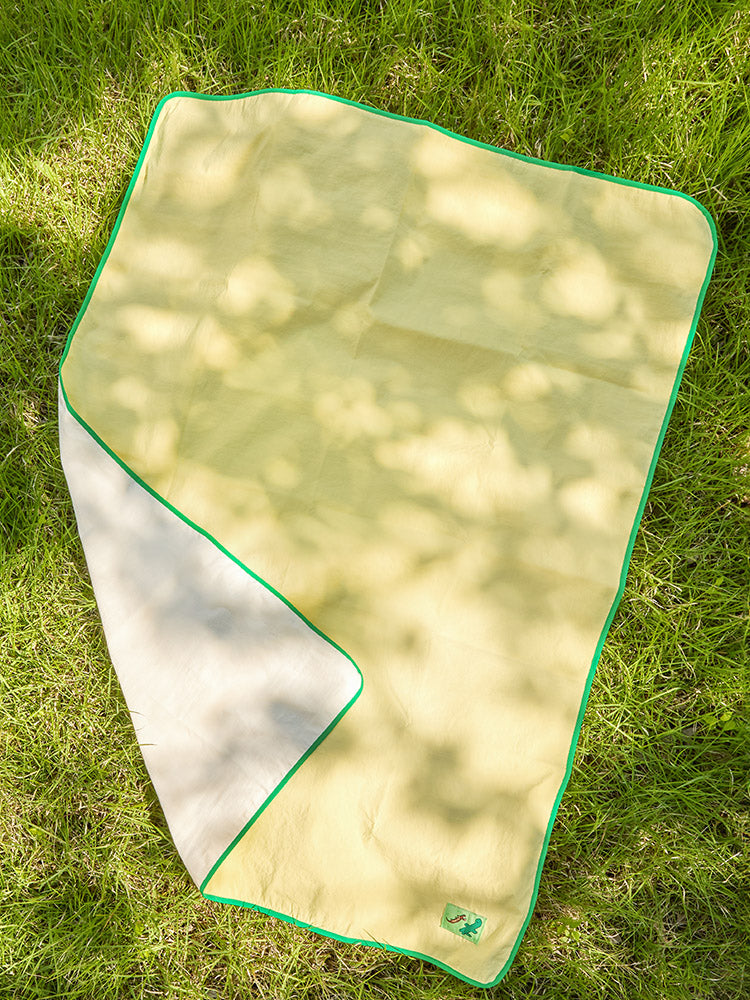 ピクニックマット(THROW AWAY) ウディ