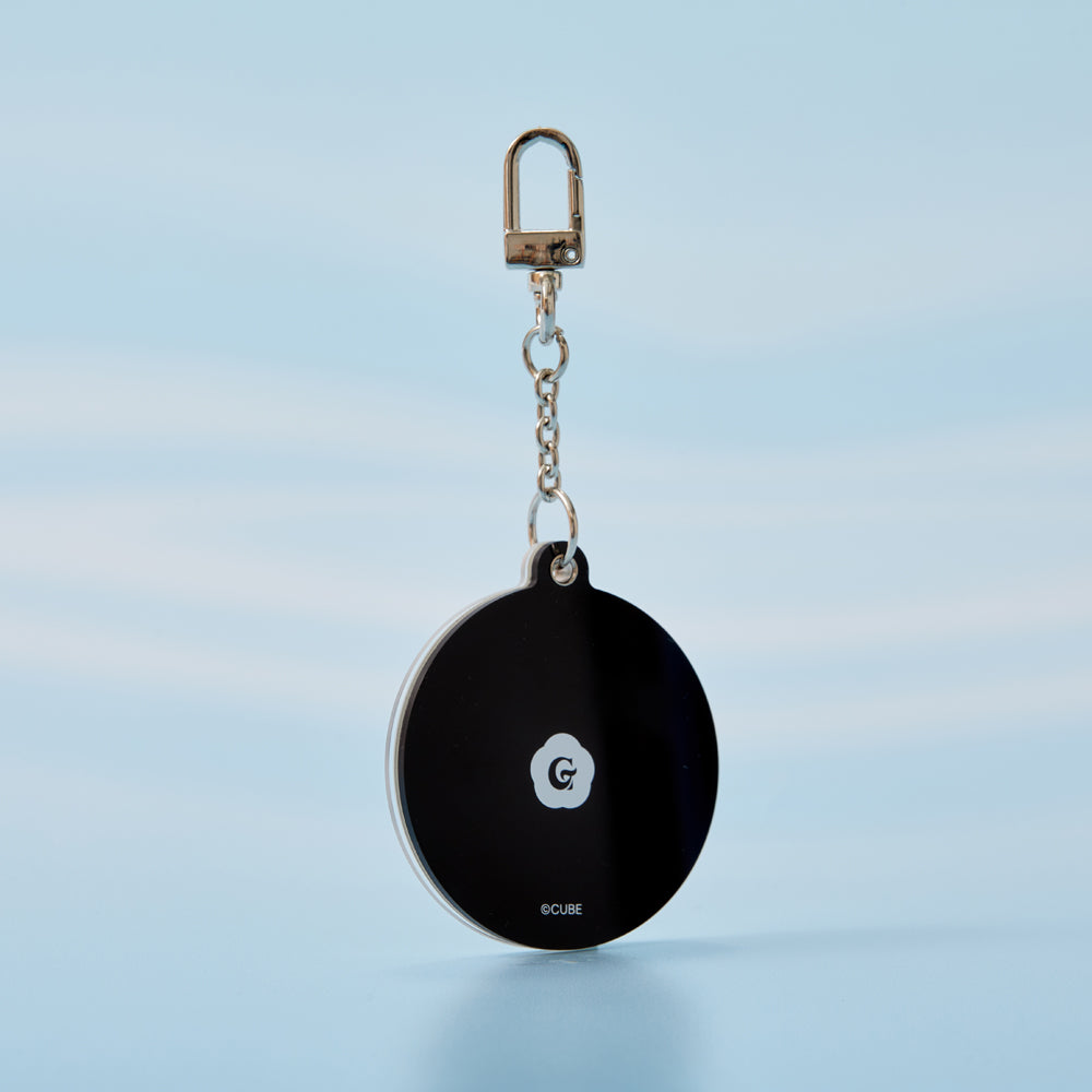 i-dle アクリルミラーキーリング YUQI