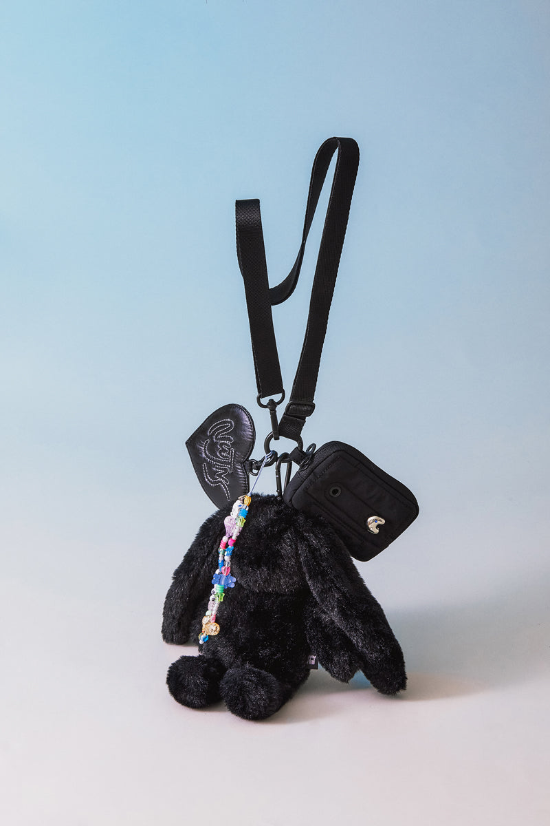 NJ X COLLER ラビットポーチ(SHADE BLACK)