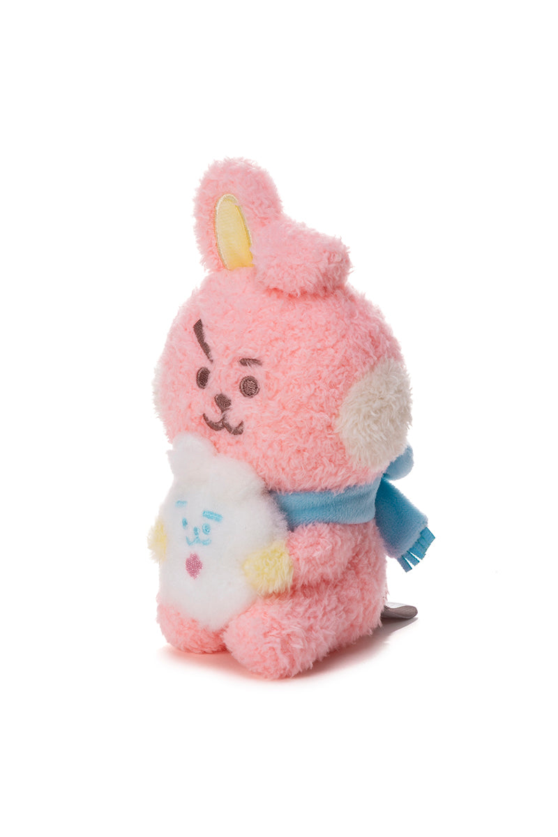 雪だるまハグぬいぐるみ(SNOWMAN) COOKY – LINE FRIENDS SQUARE JAPAN
