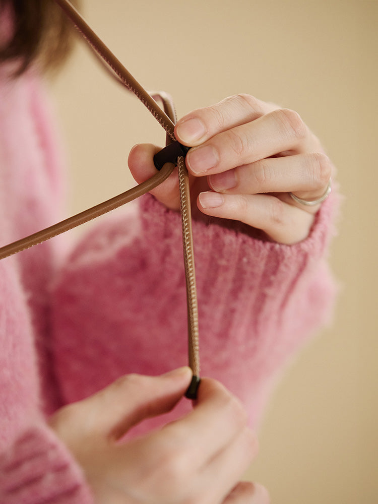 ミニクロスバッグ(HUG BROWN) ブラウン