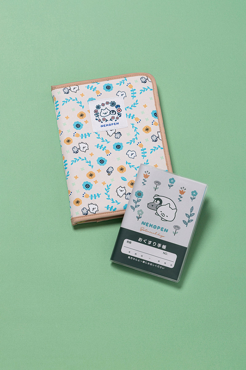 お薬手帳ケース ねこぺん日和 – LINE FRIENDS SQUARE JAPAN OFFICIAL