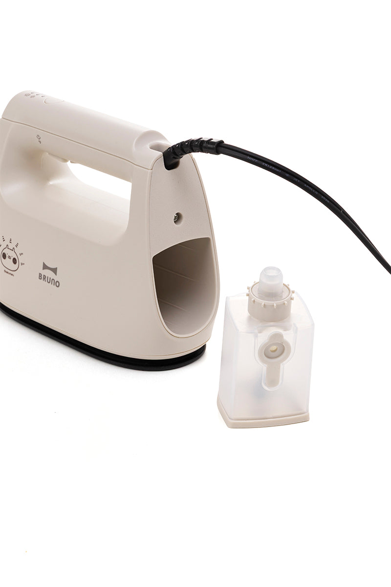 【数量限定予約販売】BRUNO 衣類スチーマー うさまる