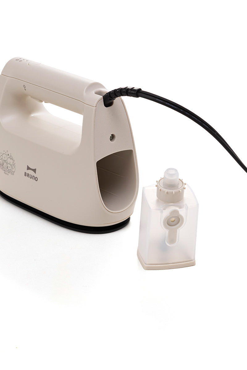 【数量限定予約販売】BRUNO 衣類スチーマー BT21