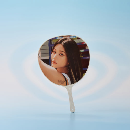 (G)I-DLE うちわ SOYEON