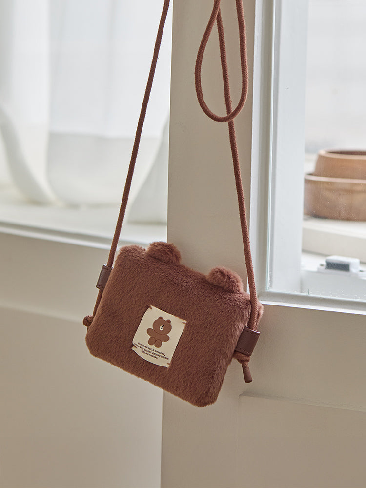 2WAYポーチクロスバッグ(HUG BROWN4) ブラウン – LINE FRIENDS SQUARE