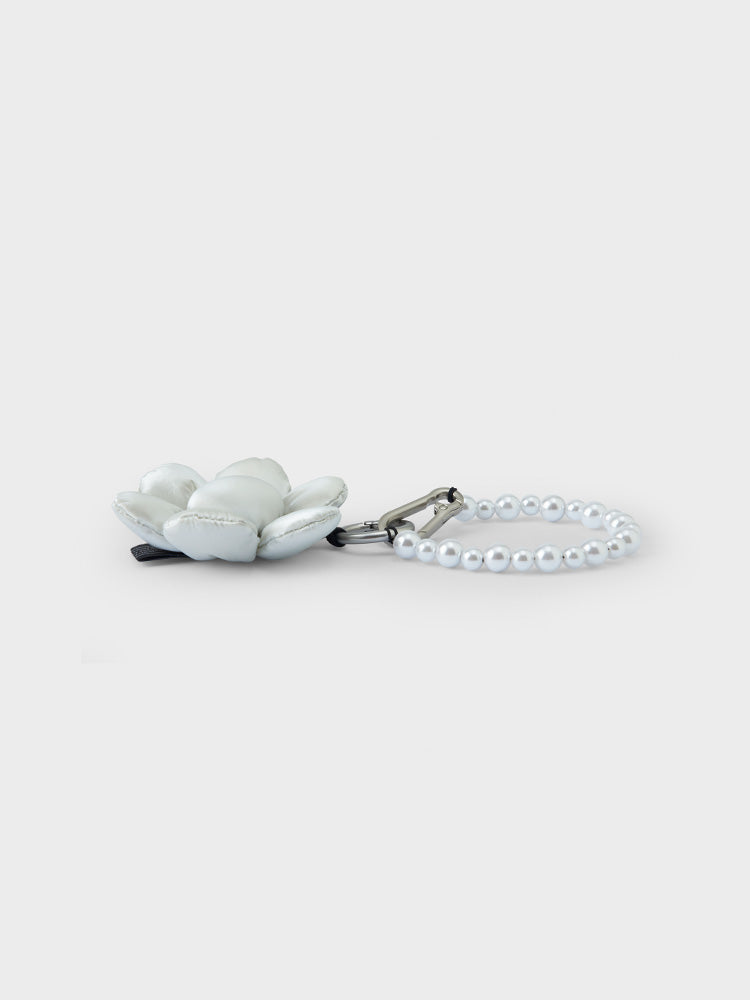 COLLER PADDED 花型キーホルダー シルバー