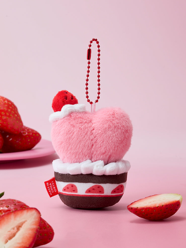 タルトぬいぐるみキーリング(STRAWBERRY PARTY) TATA – LINE FRIENDS