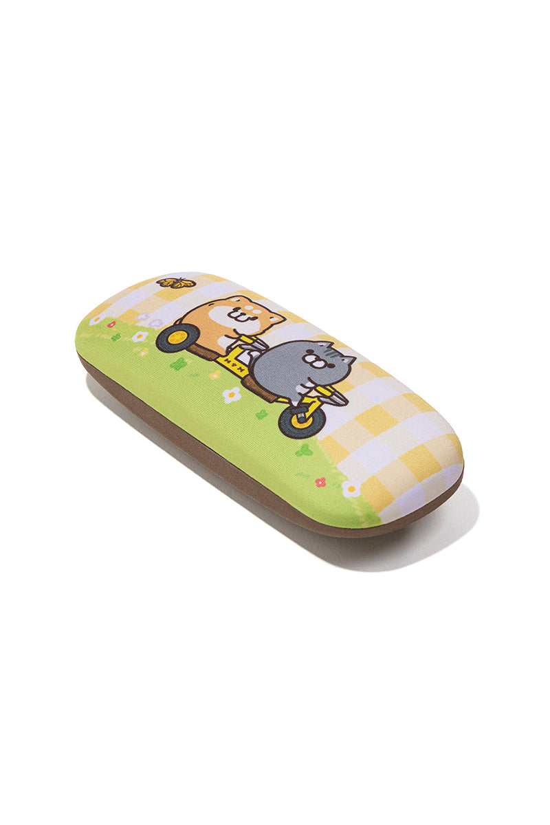 クロス付きめがねケース(GO OUT) ボンレス犬とボンレス猫