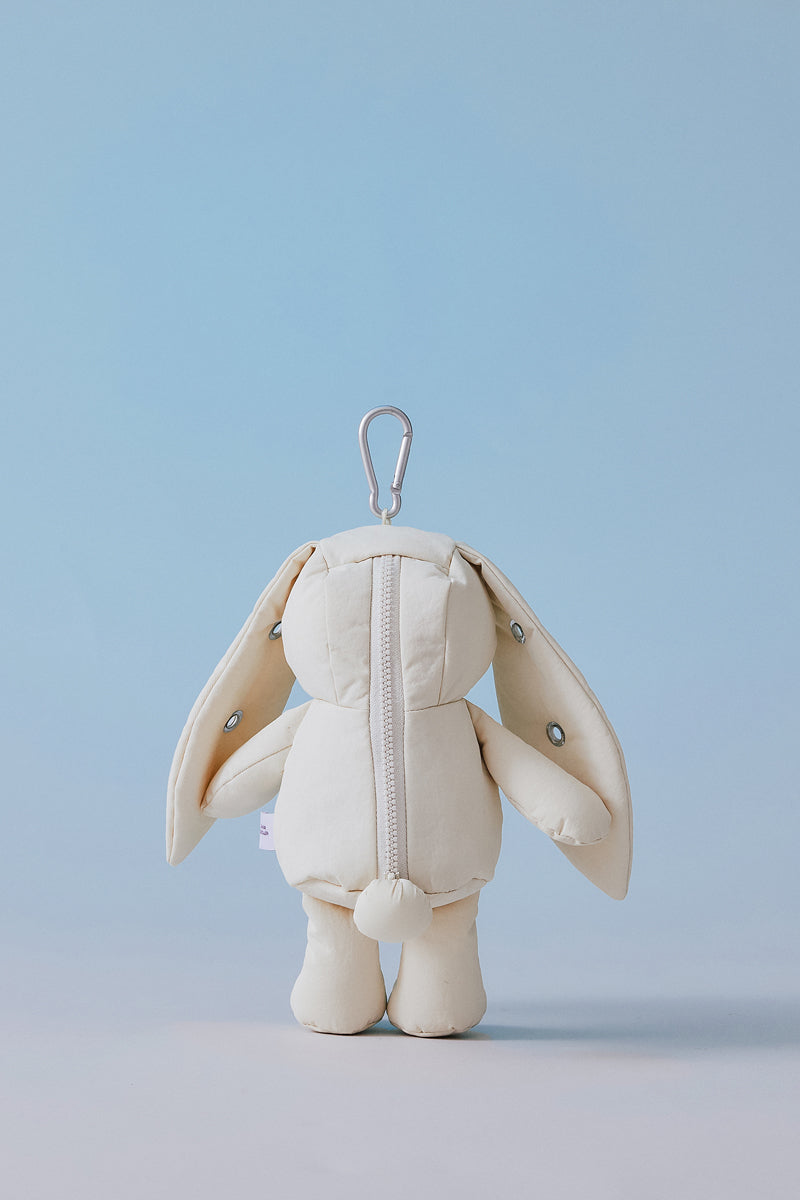 NJ X COLLER ラビットポーチ(WHITE)