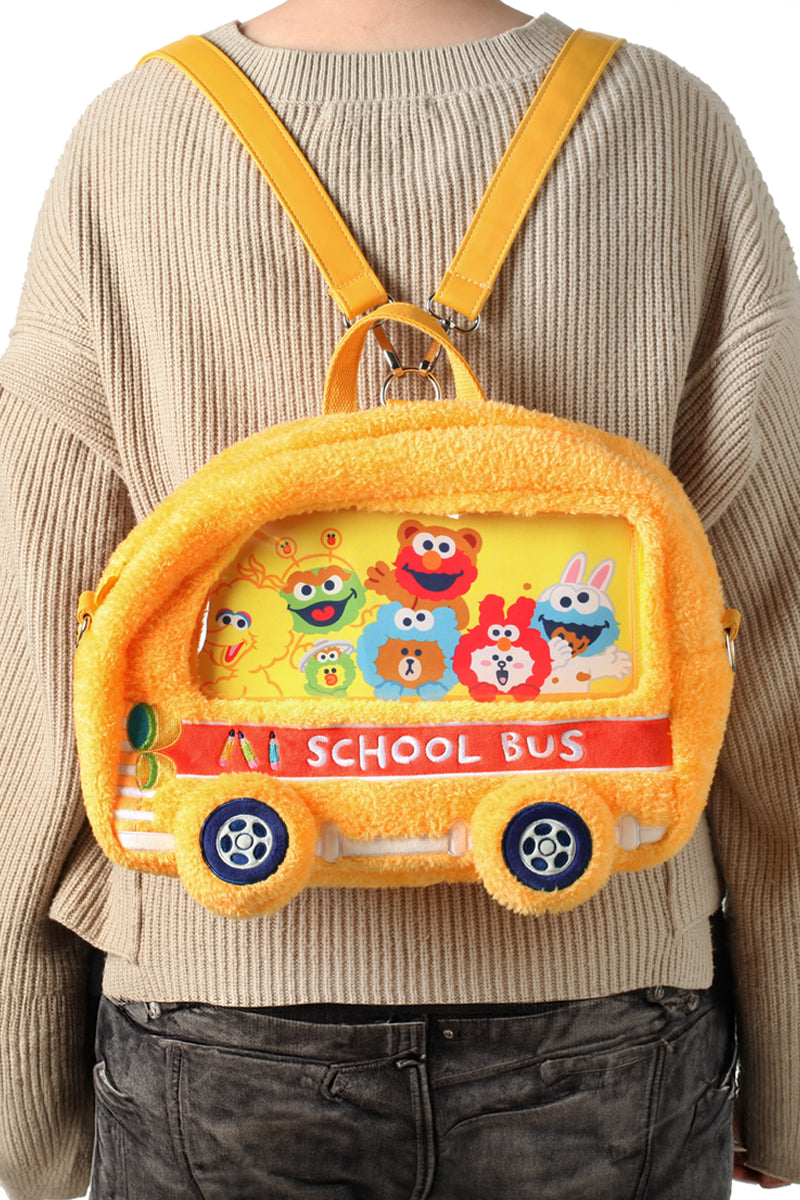 LINE FRIENDS X SESAME STREET バス型痛バッグ