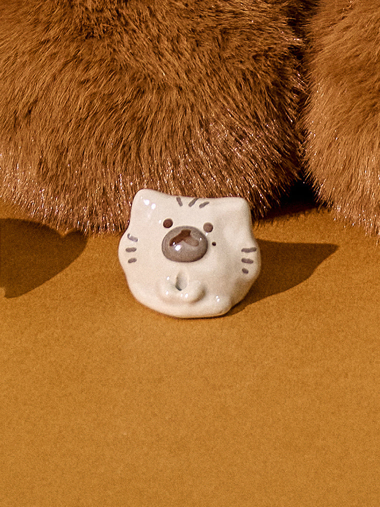 LOFA SEOUL X LAZY TAIL CLUB ミニチュアオブジェ ヒュー・グレイ