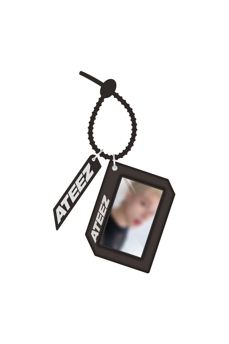 PHOTOCARD HOLDER KEYRING WOOYOUNG