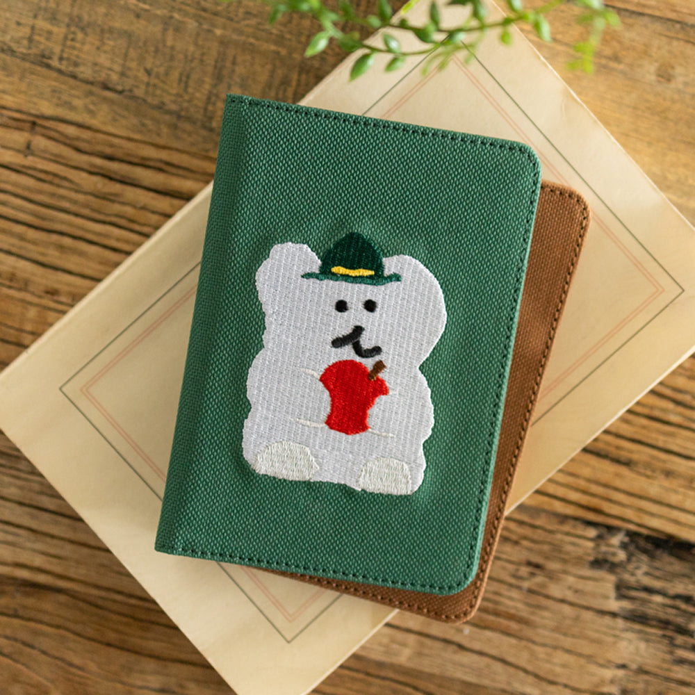 DINOTAENG パスポートケース(in the Woods) ボボ