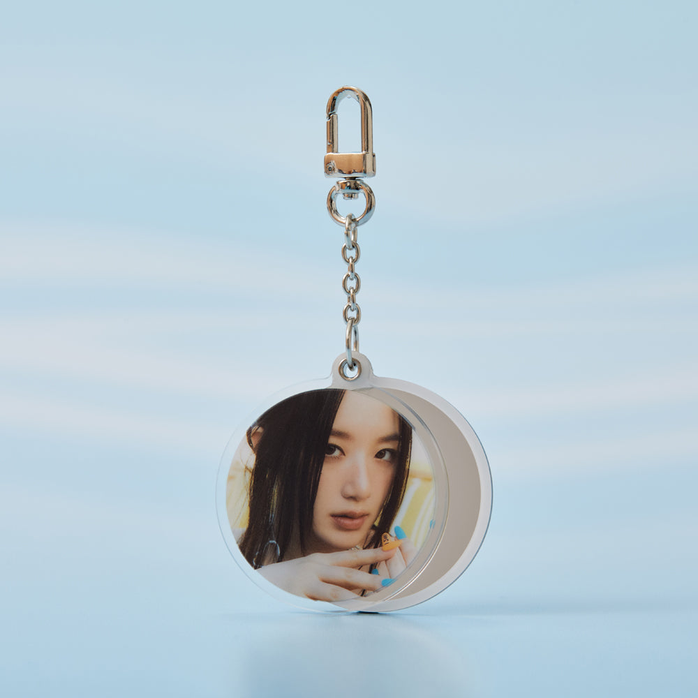 i-dle アクリルミラーキーリング SHUHUA