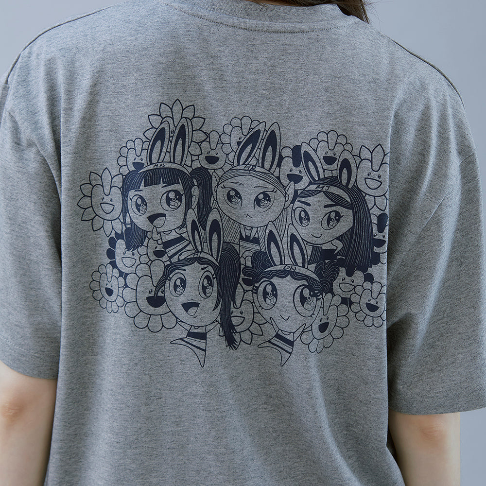 NewJeans x MURAKAMI Tシャツ(MELANGE GRAY)