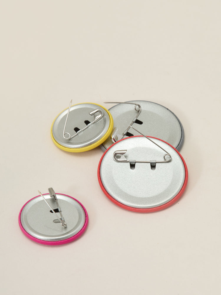 【数量限定先行予約】缶バッジセット(LUCKY SHOP) ZOA