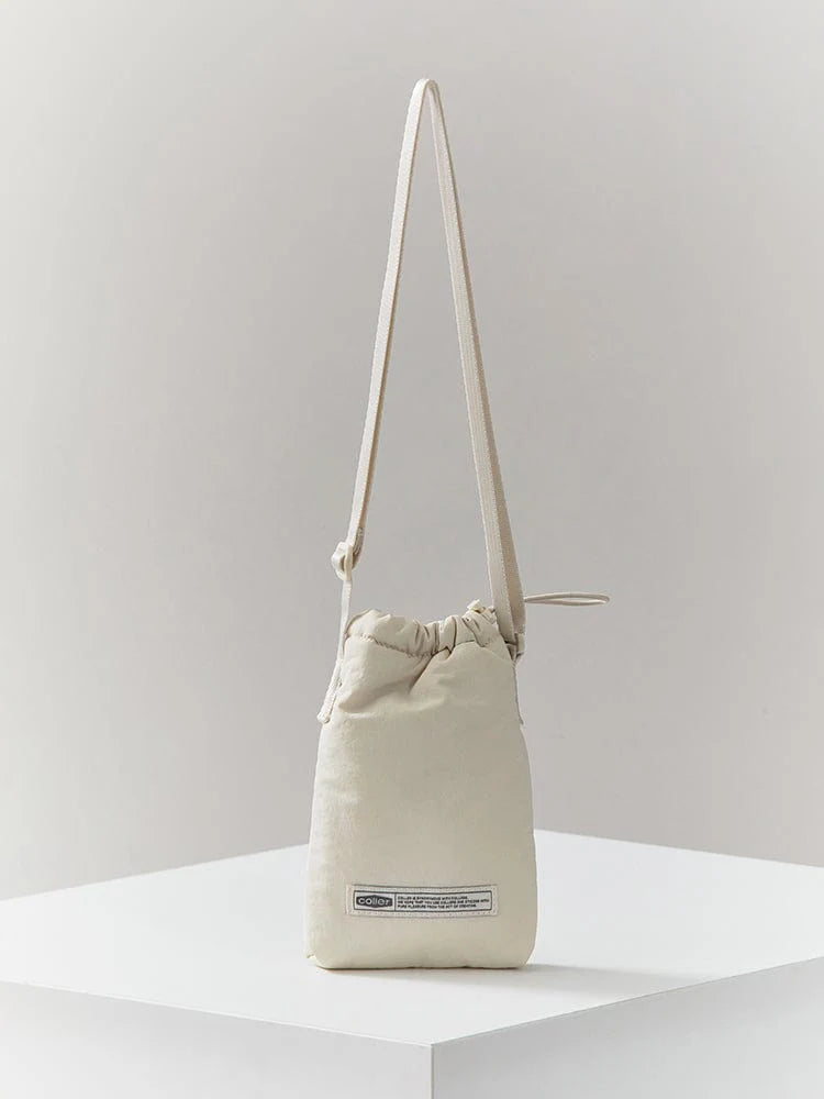 COLLER PADDED クロスバック オートクリーム – LINE FRIENDS COLLER PADDED クロスバック オートクリーム – LINE FRIENDS