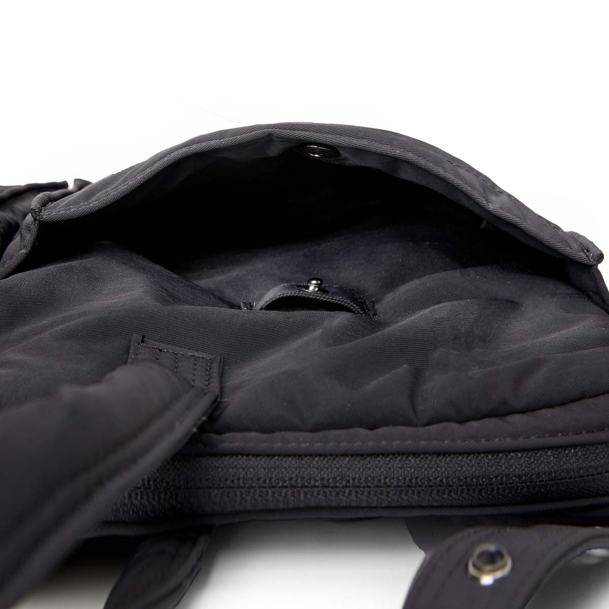 COLLER ノートパソコンバッグ 16インチ ブラック